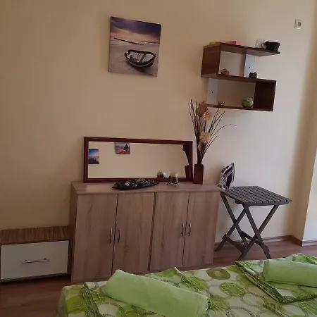 Ул.Княз Александър Батенберг 9 Apartament *