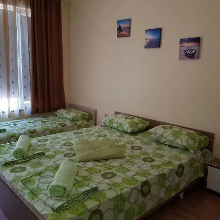 Ул.Княз Александър Батенберг 9 Apartament